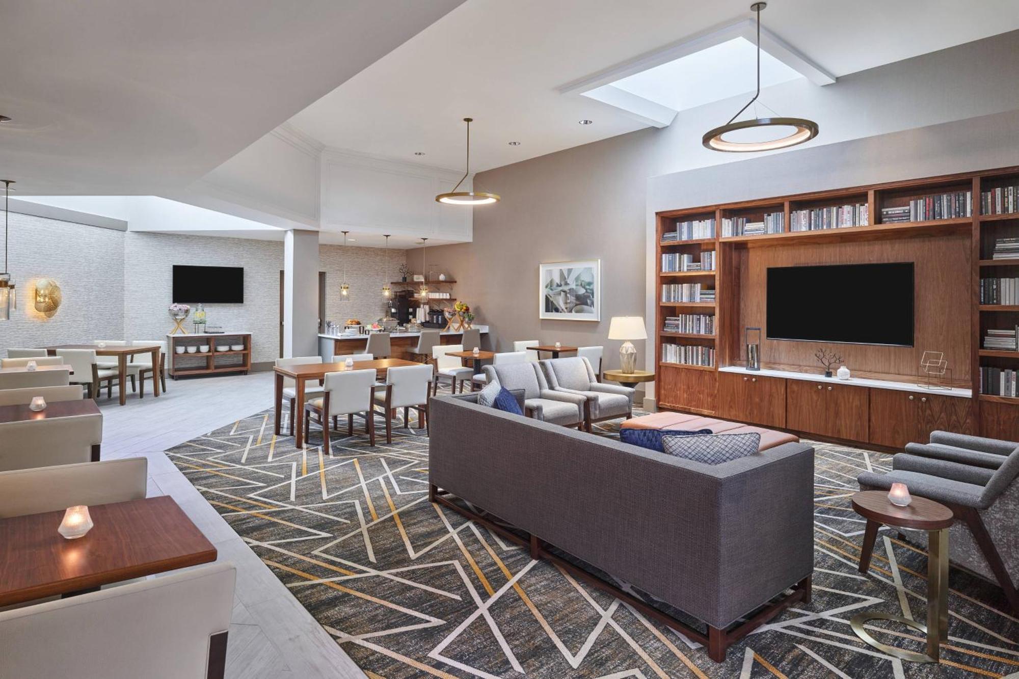 Sheraton Portland Airport Hotel מראה חיצוני תמונה