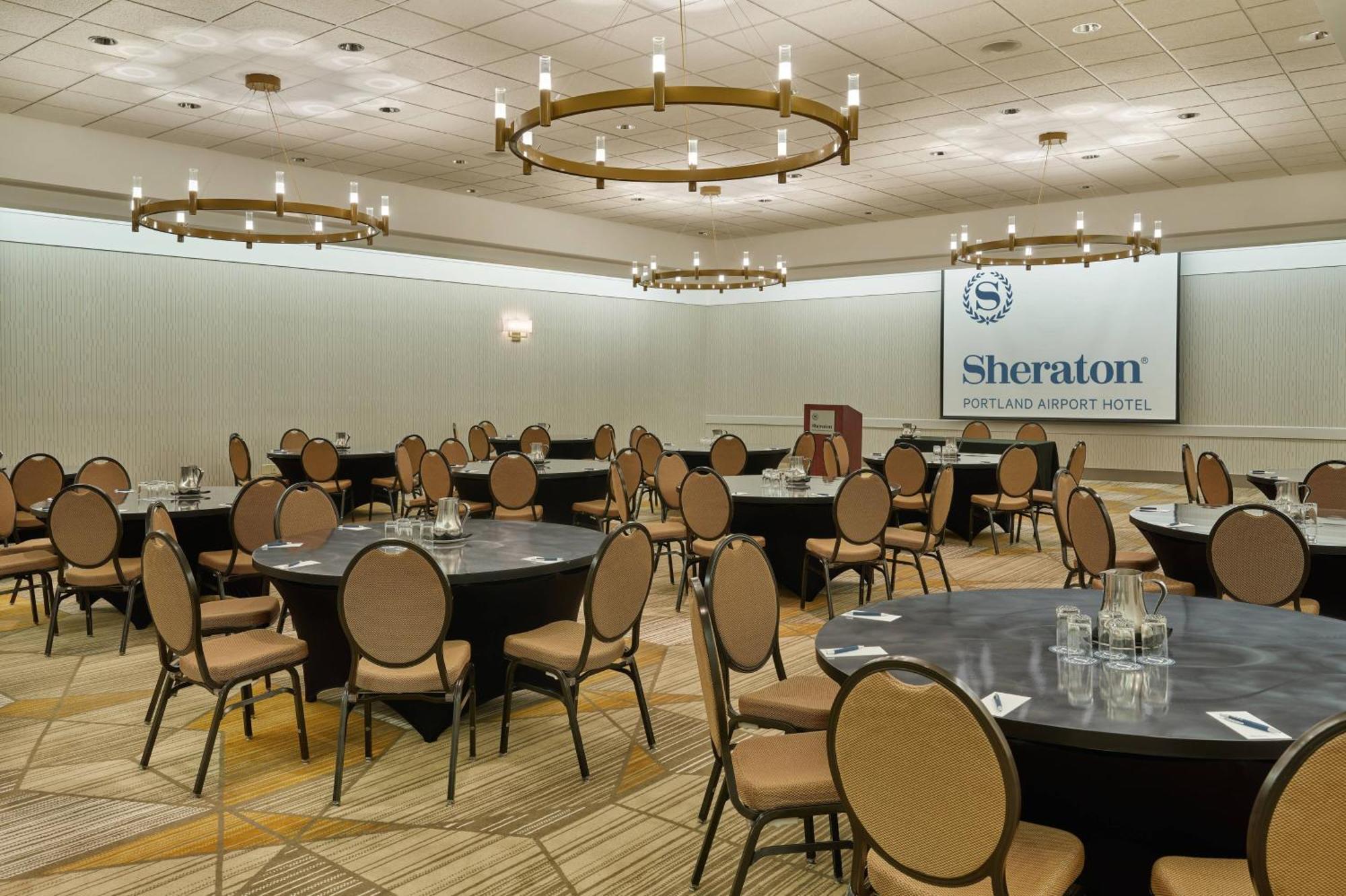 Sheraton Portland Airport Hotel מראה חיצוני תמונה