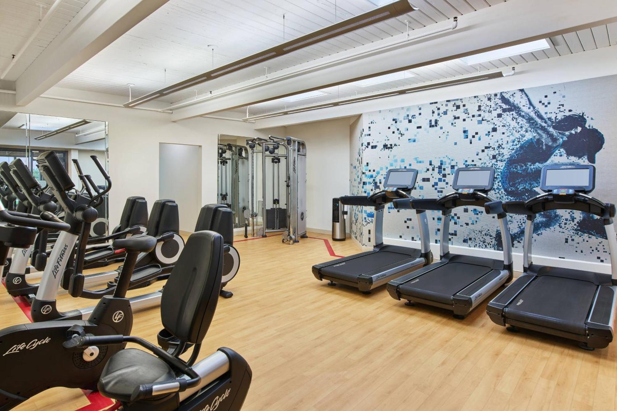 Sheraton Portland Airport Hotel מראה חיצוני תמונה
